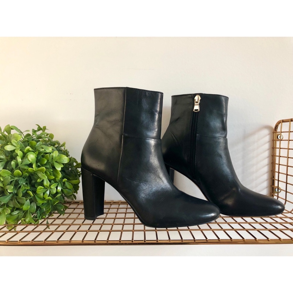 Ann Taylor | Tallulah Suede Booties